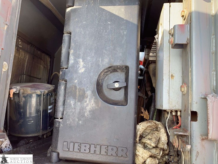 liebherr-r946-lc-image-23