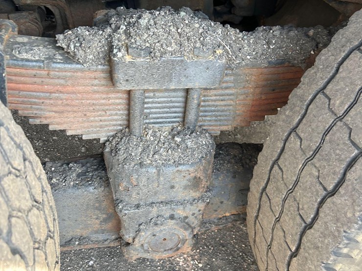 2007-sterling-l9500-image-25