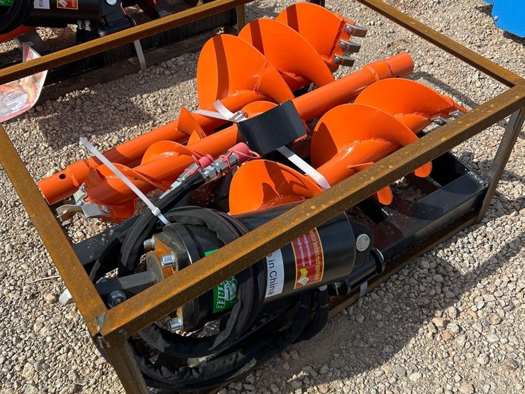 raytree-skid-steer-auger-attachment-image-2