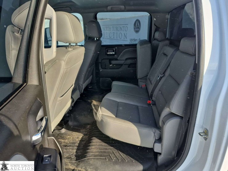 2019-chevrolet-silverado-2500hd-image-22