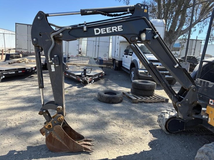 2024-deere-26-p-tier-image-5