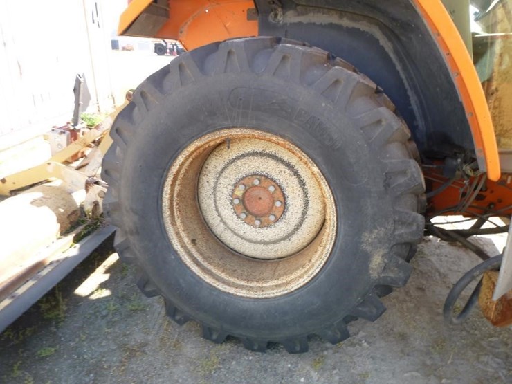 1999-john-deere-6410-image-40