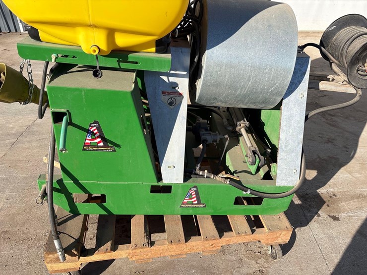 a1-60-gallon-3pt-mist-sprayer--1-owner-image-13