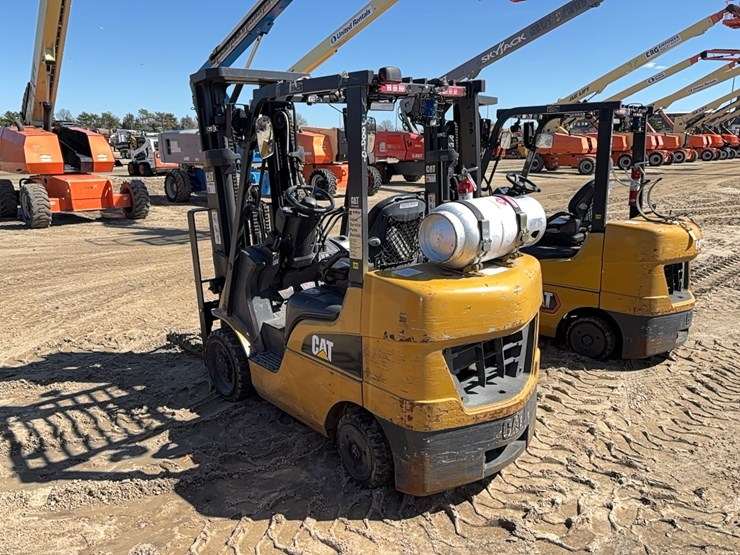 2021-caterpillar-2c6000-image-4