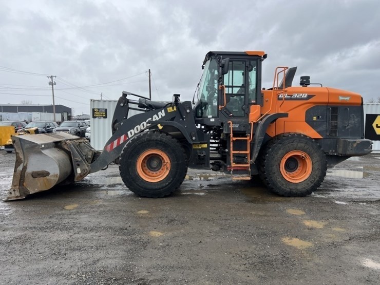 2021-doosan-dl320-7-image-7