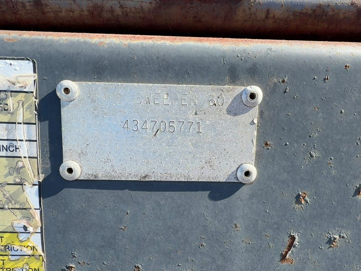 bobcat-60"-pickup-sweeper-image-5