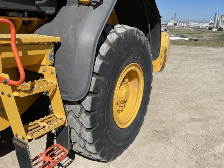 2023-volvo-l70h-image-10