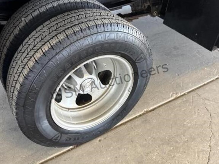 2008-chevrolet-silverado-3500hd-image-9