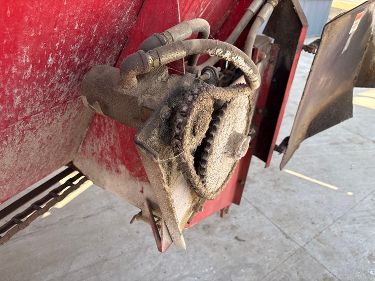 roorda-8ft-x-20ft-rear-unload-silage-wagon-image-47