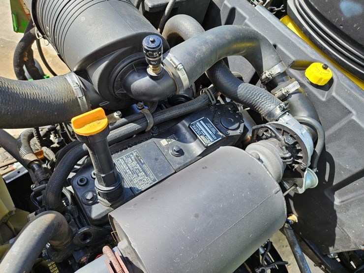 john-deere-1600-turbo-image-16