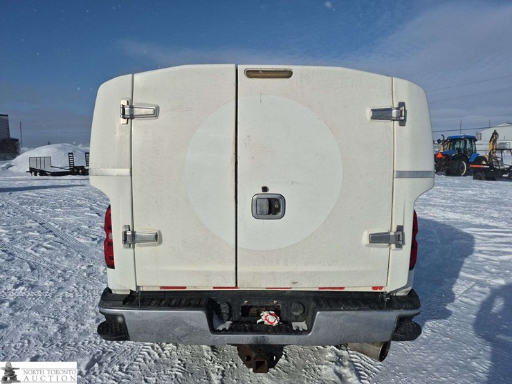 2019-chevrolet-silverado-2500hd-image-4