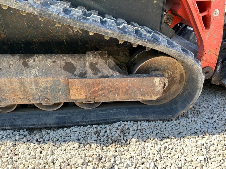 2016-kubota-svl75-2-image-14