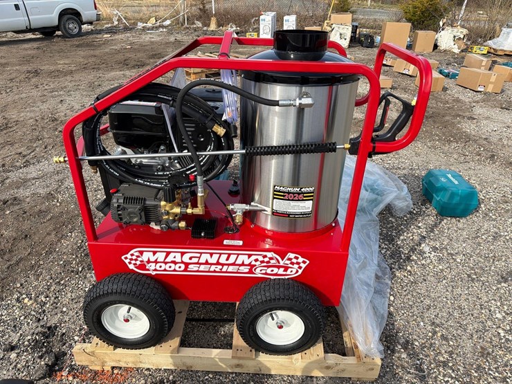 new-easy-kleen-magnum-gold-pressure-washer-image-1