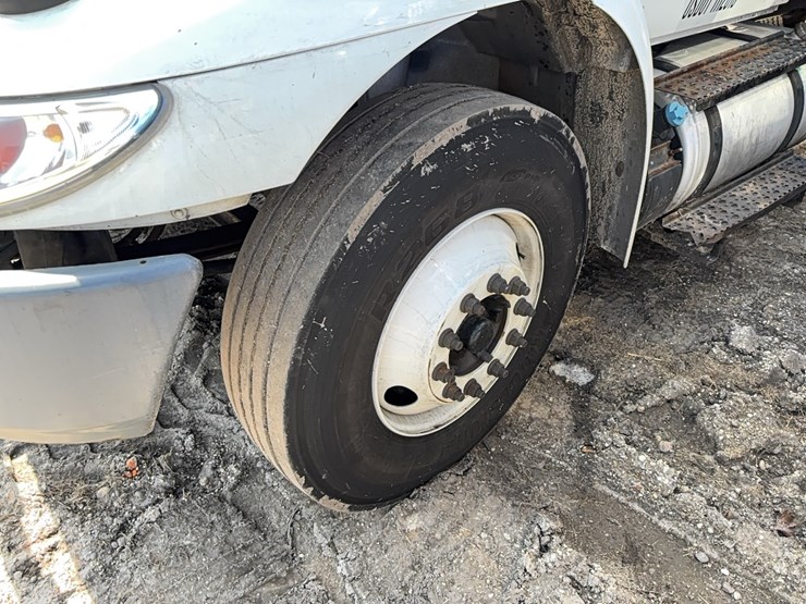 2020-international-mv607-image-10