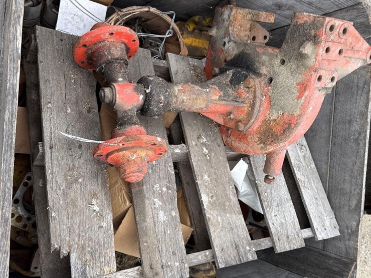 2218---crate-full-of-misc.-parts---from-the-larry-polk-estate-image-2