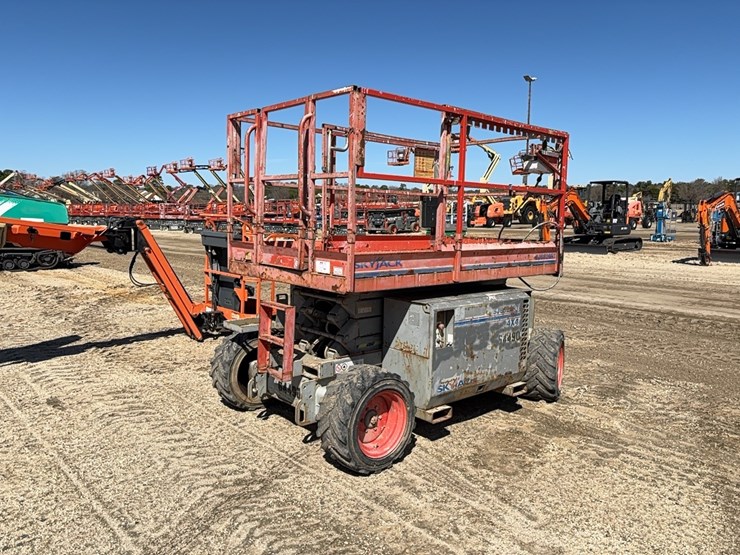 skyjack-sj6826rt-image-3