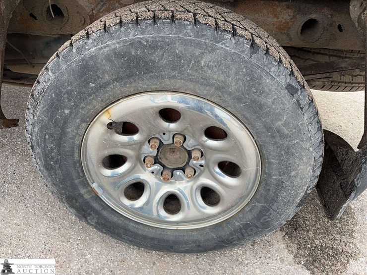 2011-gmc-sierra-1500-image-23