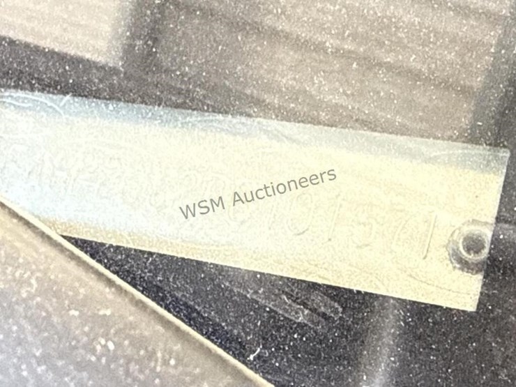 2013-ford-taurus-sdn-image-13