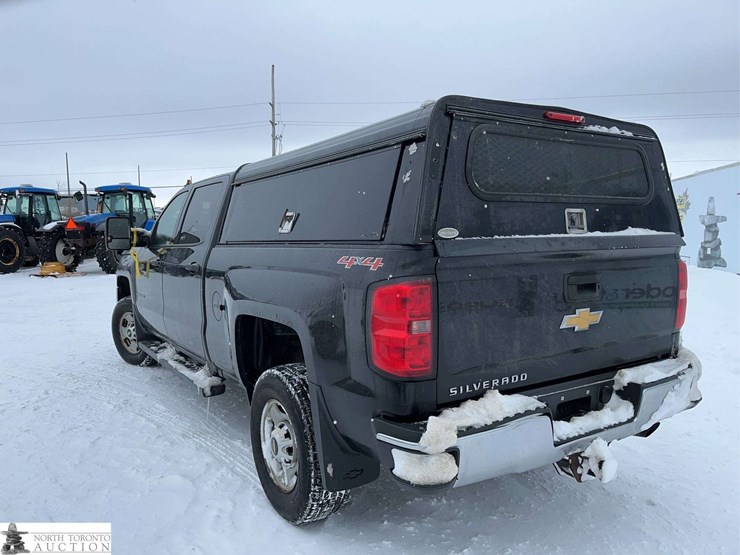 2016-chevrolet-silverado-2500hd-image-3