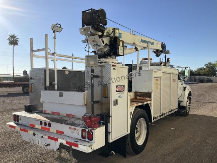 2008-ford-f650-image-5