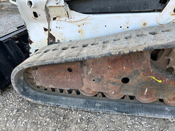 2015-bobcat-t590-image-17