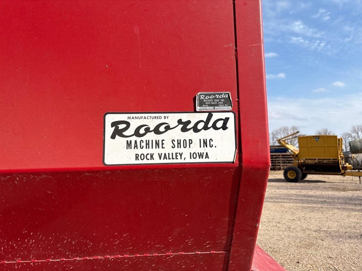 roorda-8ft-x-20ft-rear-unload-silage-wagon-image-34
