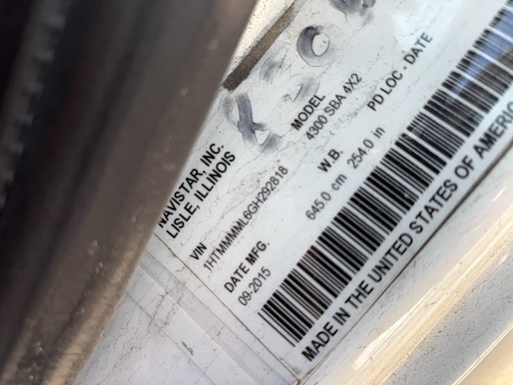 2016-international-durastar-4300-image-15