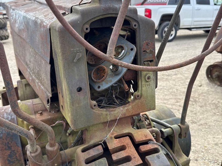 john-deere-720-image-6