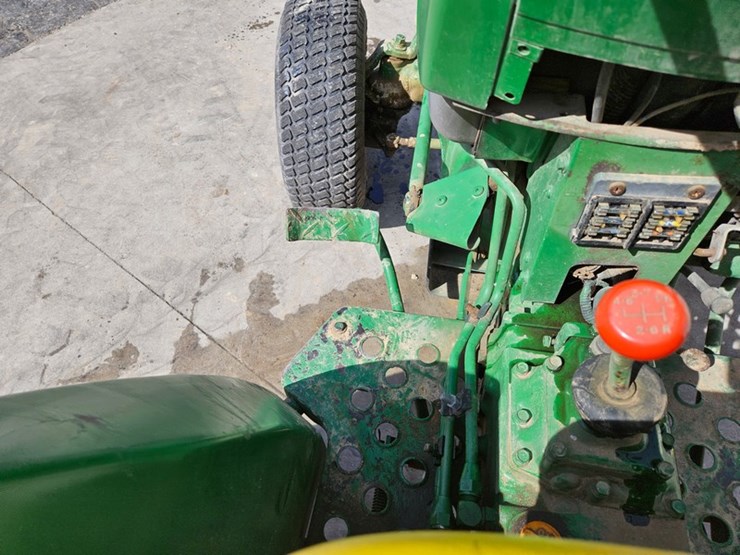 john-deere-750-image-21