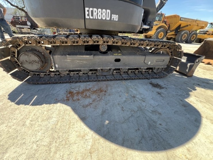 2024-volvo-ecr88d-image-32