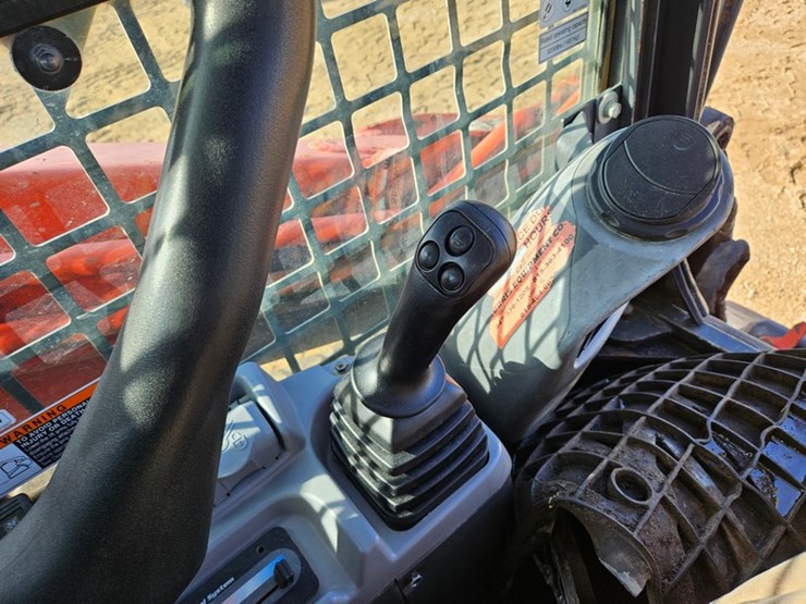 kubota-svl95-2s-image-28