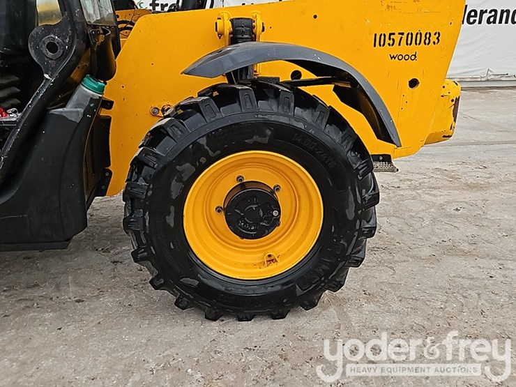 2017-jcb-507-42-image-17