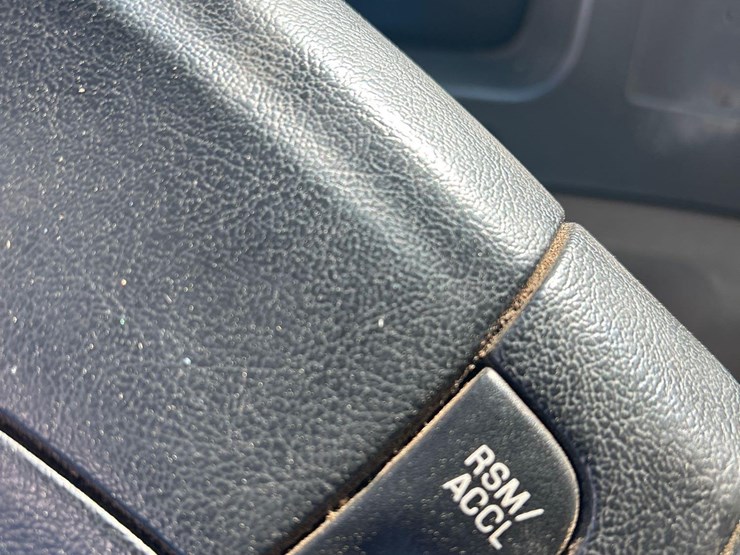 2007-sterling-l9500-image-59