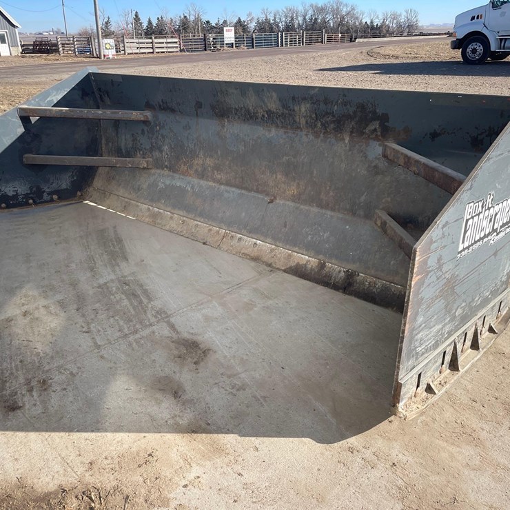 Raveling 12ft Volvo Loader Mount Push Blade--1 Owner