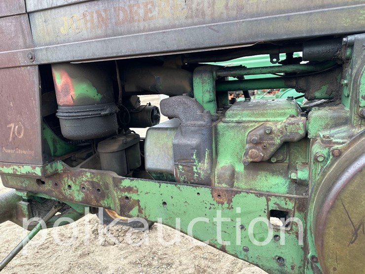 john-deere-70-image-10