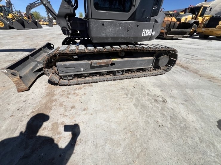 2024-volvo-ecr88d-image-24