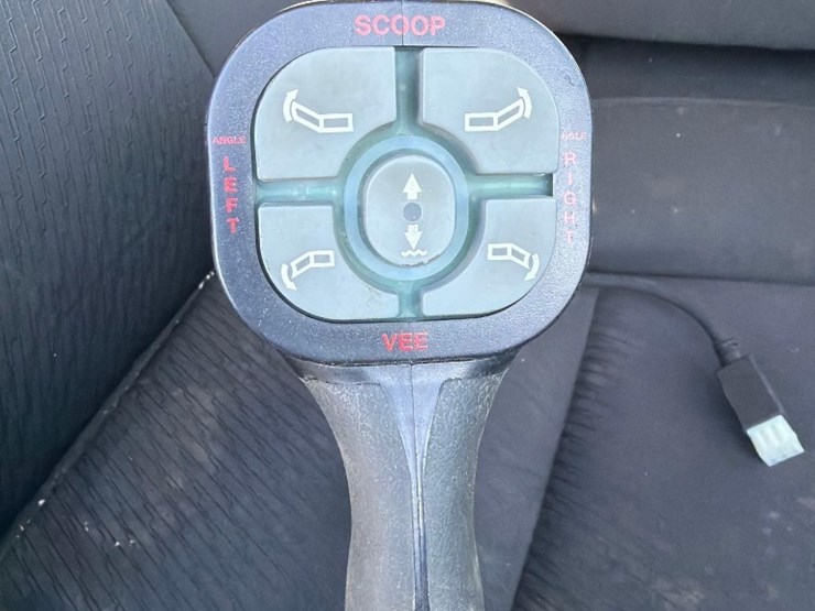 2040---boss-smart-shield-power-v-dxt-snow-blade---9'2",-like-new-image-10