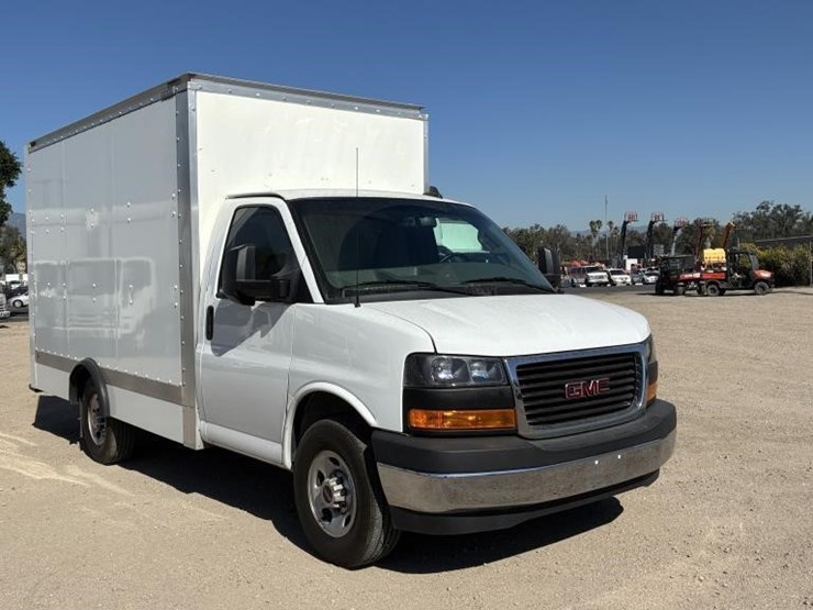 2023-gmc-3500-image-2