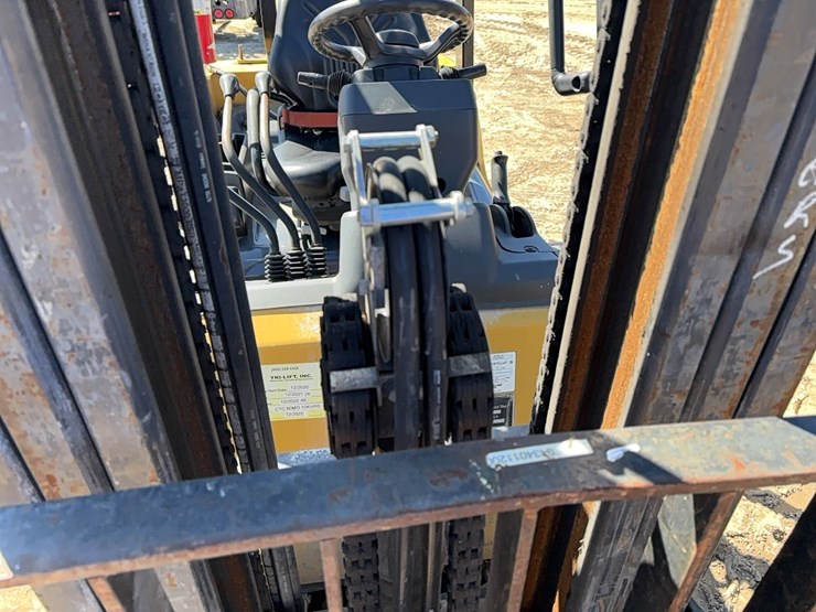 2021-caterpillar-2c6000-image-11