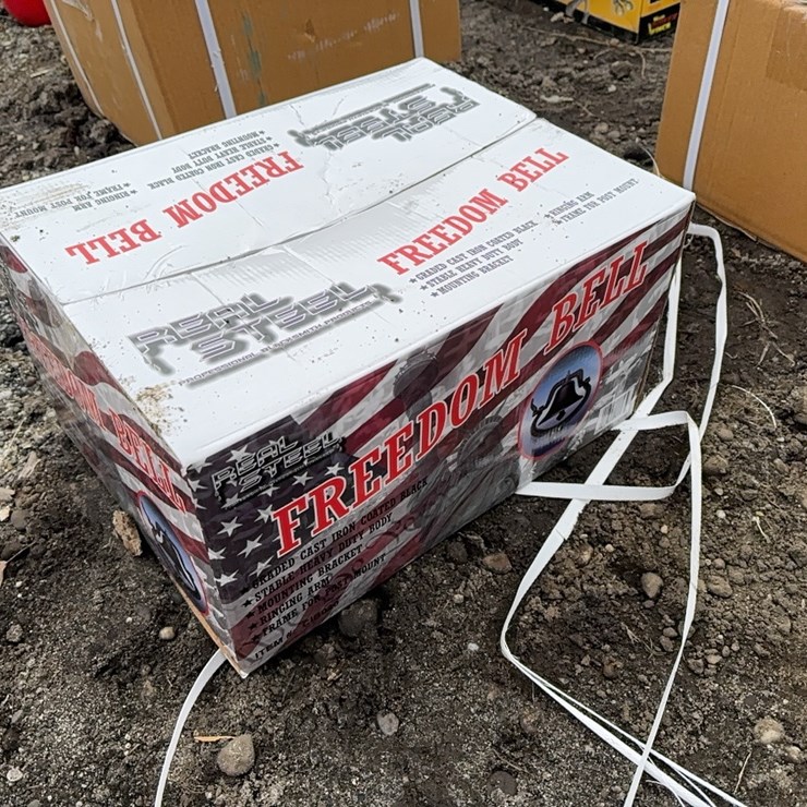 NEW CAST IRON FREEDOM / FARM BELL NEW SUPPORT EQUIPMENT