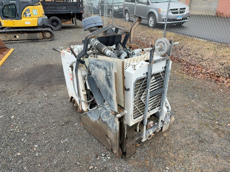 core-cut-cc6500-walk-behind-road-saw-image-6