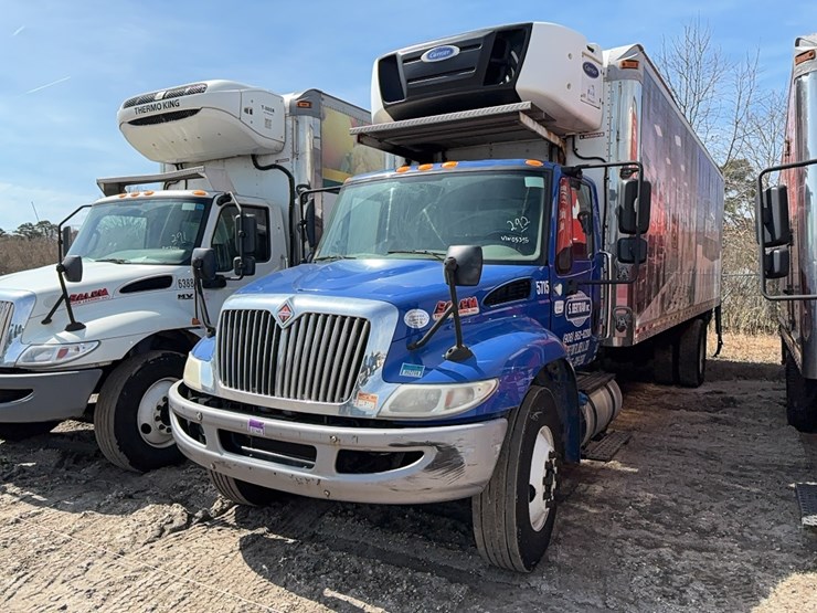 2017-international-durastar-4300-image-1