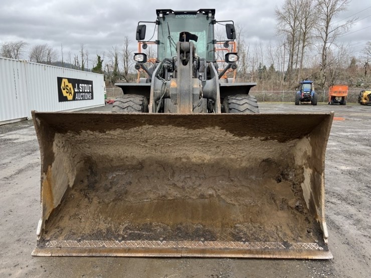 2021-doosan-dl320-7-image-8