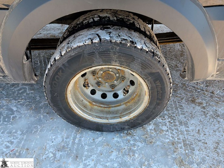 2017-ford-transit-image-10