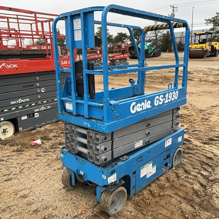 2017 SKYJACK SJIII4740