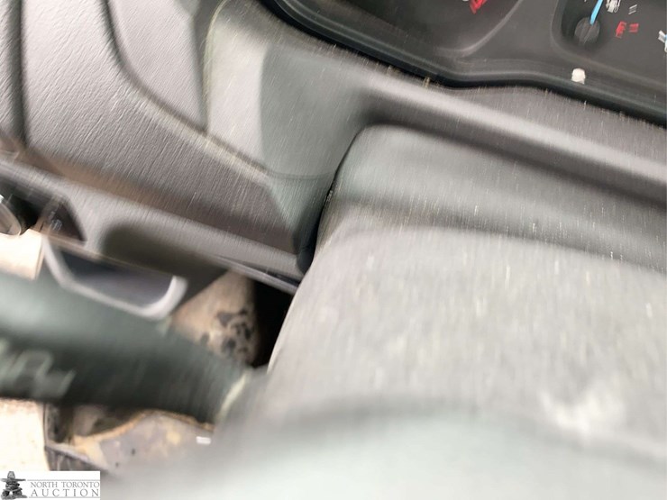 2017-ford-transit-image-13