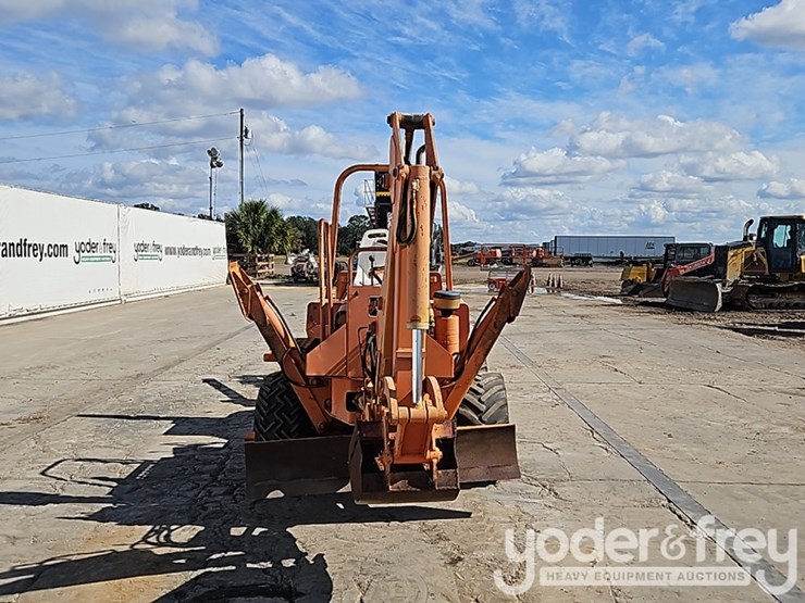 ditch-witch-3210-image-12