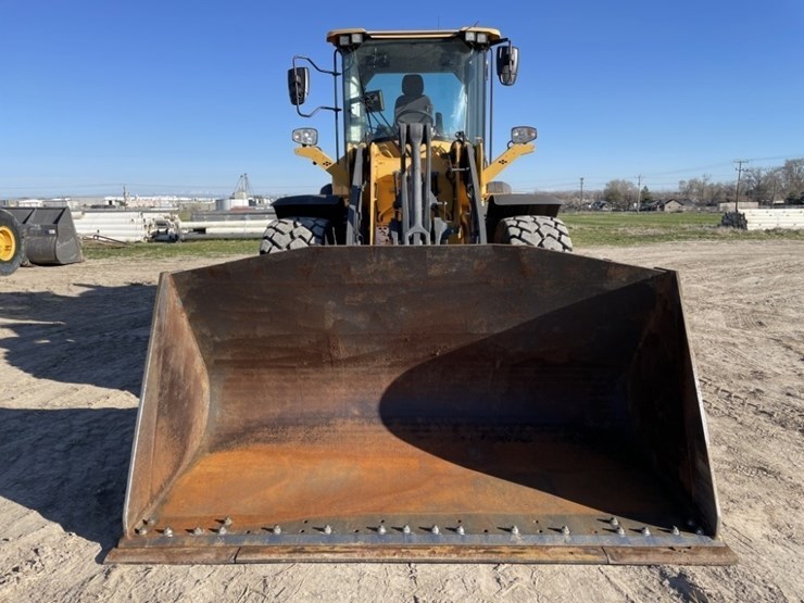 2023-volvo-l70h-image-8