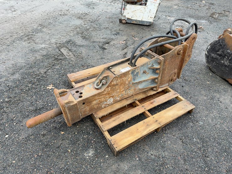 hydraulic-breaker-hammer-image-1