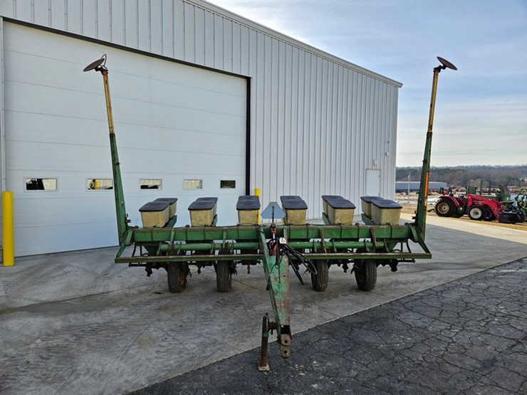 john-deere-7000-image-8
